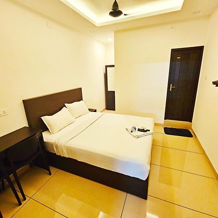 Apsara Residency Hotel Perintalmanna ภายนอก รูปภาพ