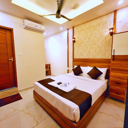 Apsara Residency Hotel Perintalmanna ภายนอก รูปภาพ