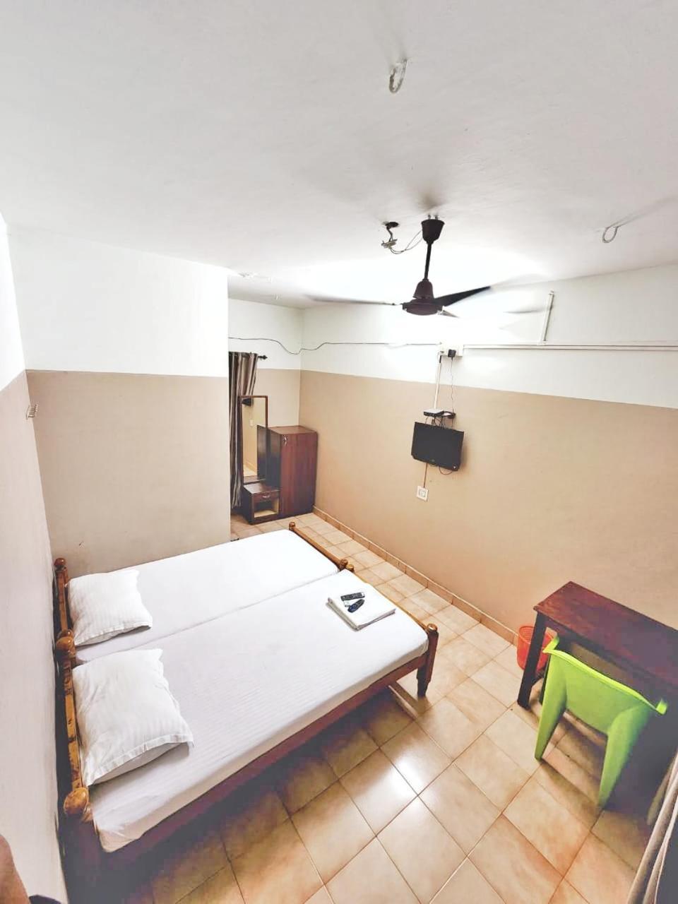 Apsara Residency Hotel Perintalmanna ภายนอก รูปภาพ