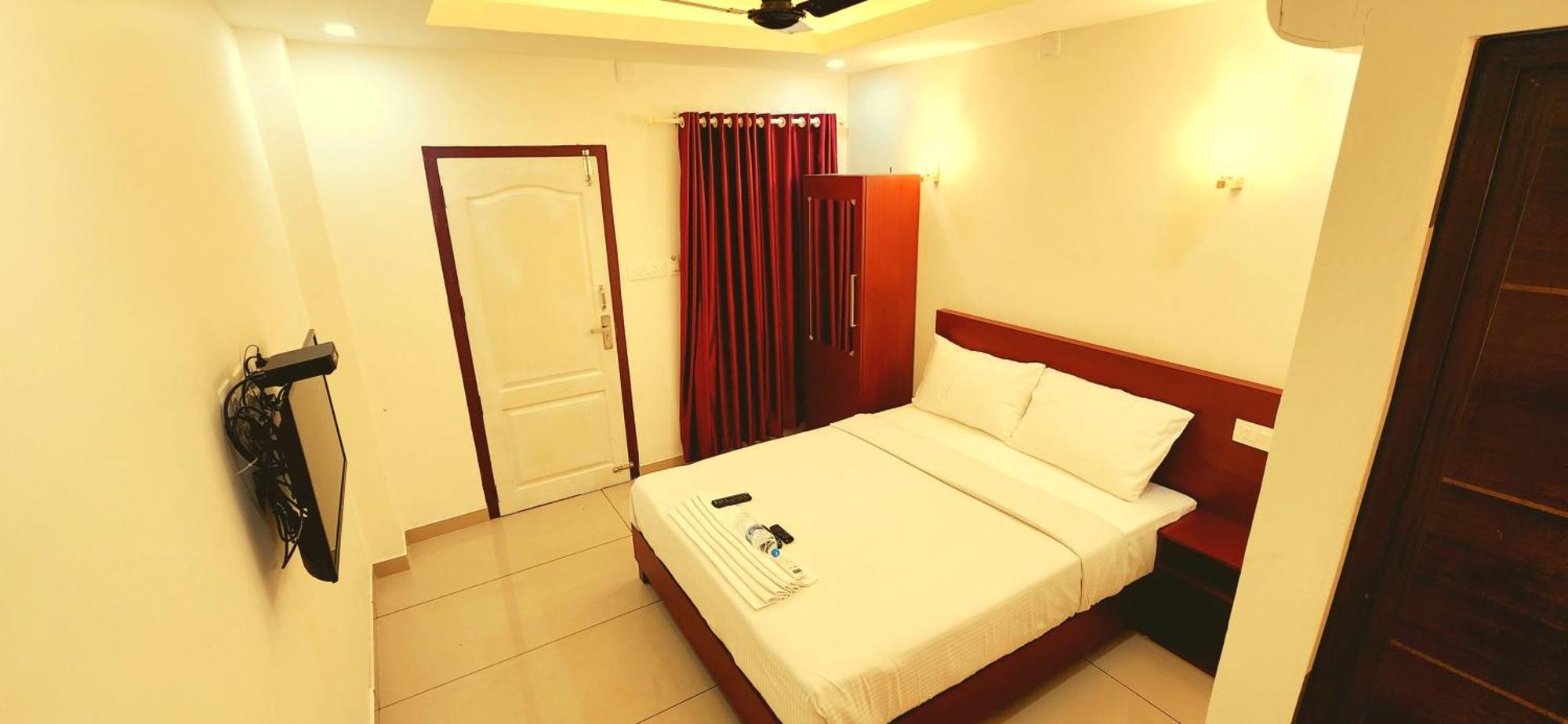 Apsara Residency Hotel Perintalmanna ภายนอก รูปภาพ