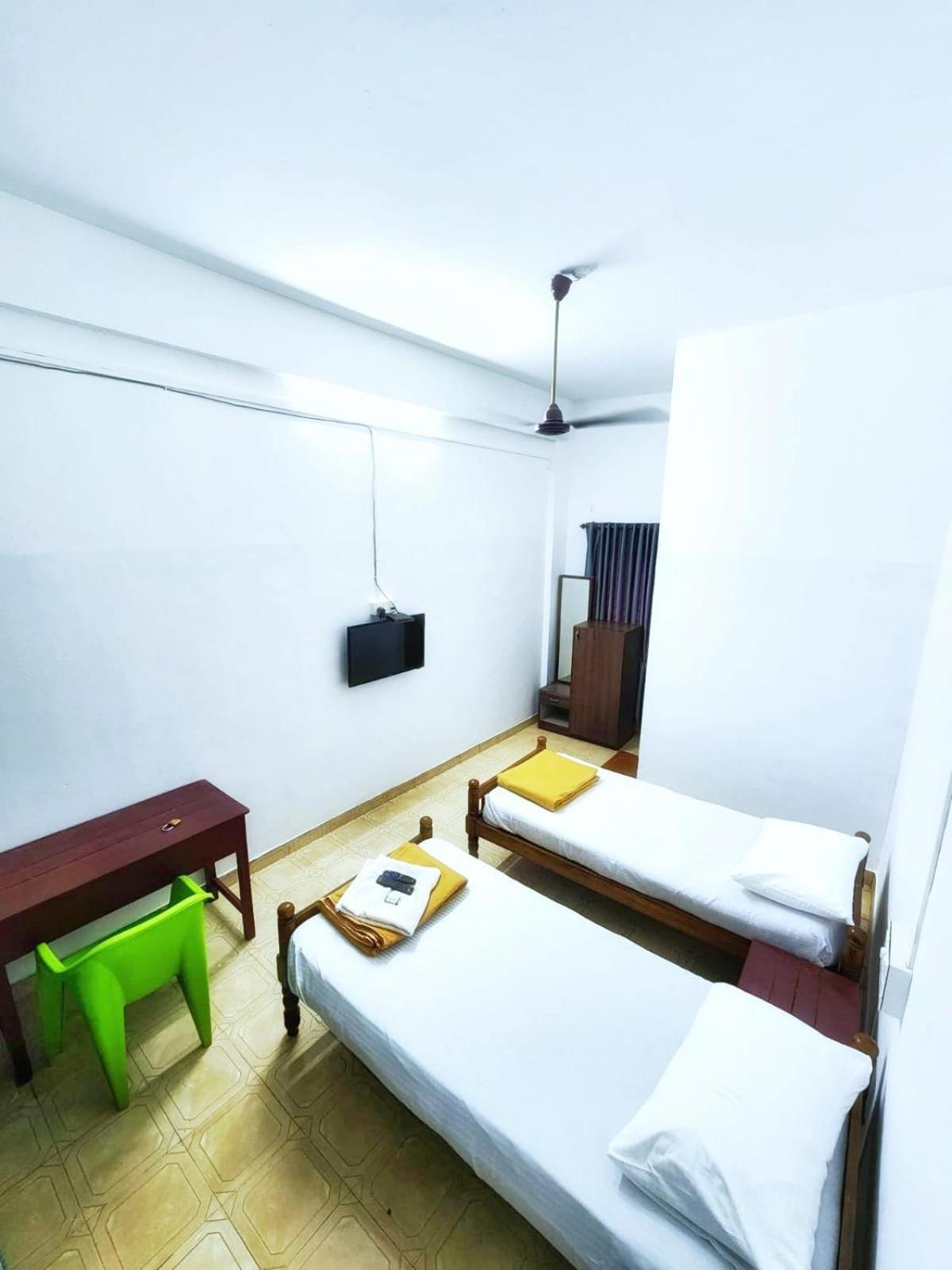 Apsara Residency Hotel Perintalmanna ภายนอก รูปภาพ
